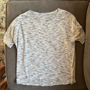 Lululemon Run it Out Tee - Size 6